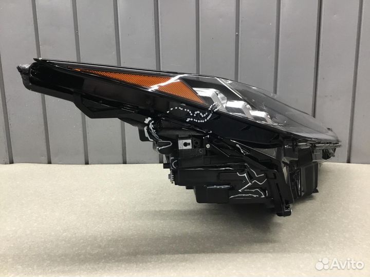 Фара правая Lexus RX 350 2016