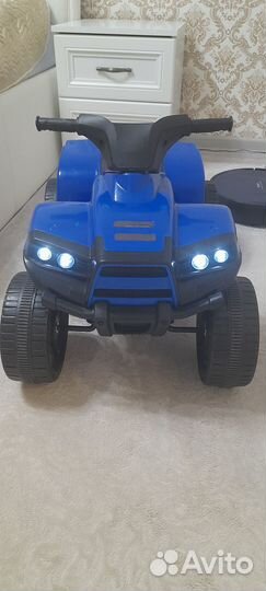 Детский квадроцикл на аккумуляторе б/у