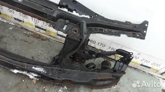 Передняя панель крепления облицовки (телевизор) BM