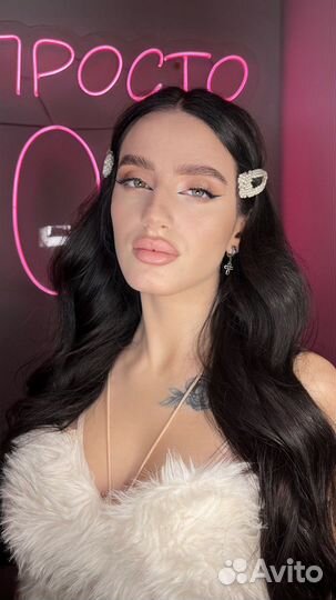 Модель на макияж, прическу