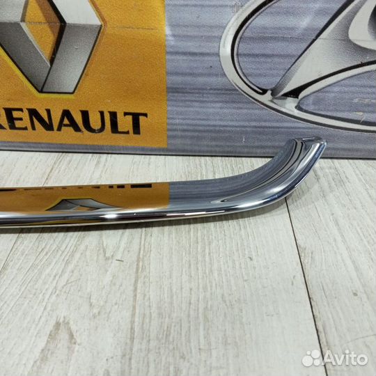 Накладка перед бампера renault megane 3