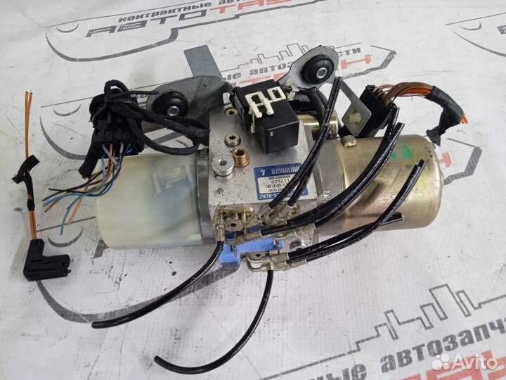 Моторчик доводчика mercedes SLK-class R170 складыв