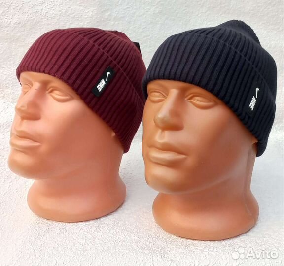 Спортивные демисезонные шапки 