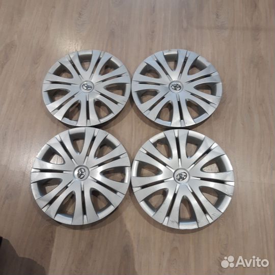 Оригинальные колпаки toyota R16
