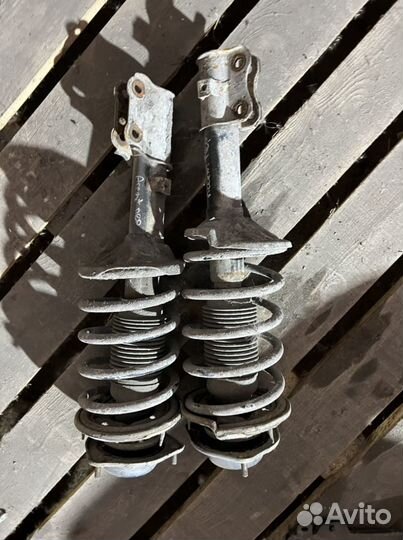 Стойка передняя Hyundai accent