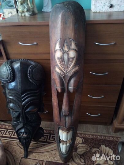 Африканская маска только светлая