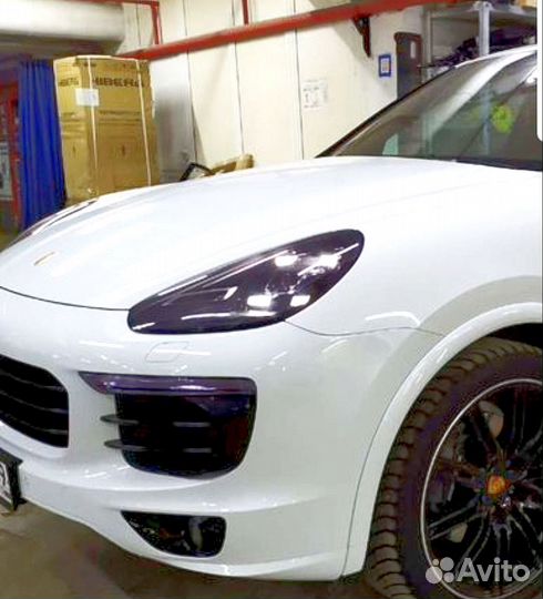 Комплект расширителей арок GTS на Porsche Cayenne