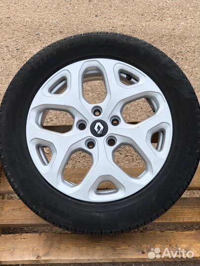 Колеса в сборе R17 5x114.3/ Pirelli