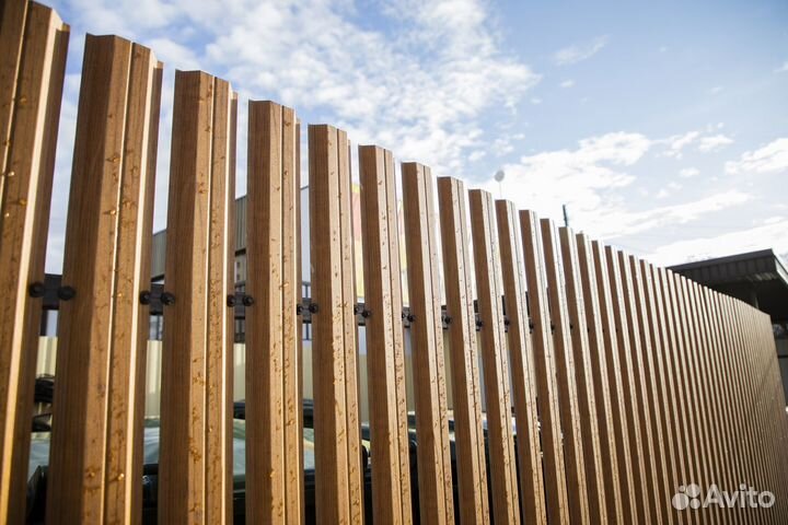 Штакетник металлический Grand Line под дерево золо