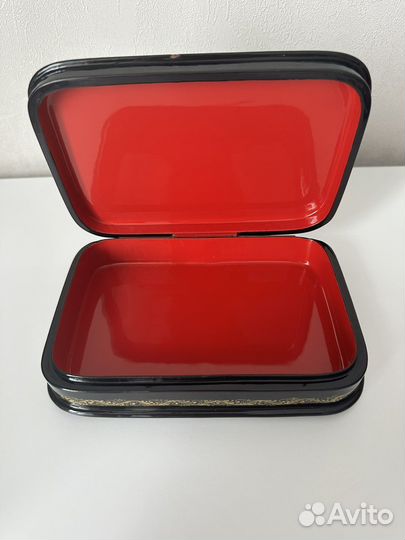 Шкатулка художники Палеха