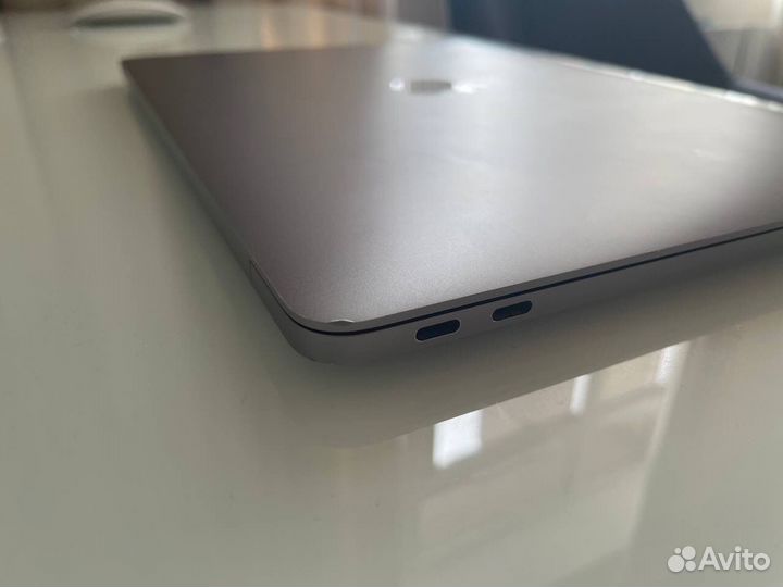 Apple MacBook Pro 13