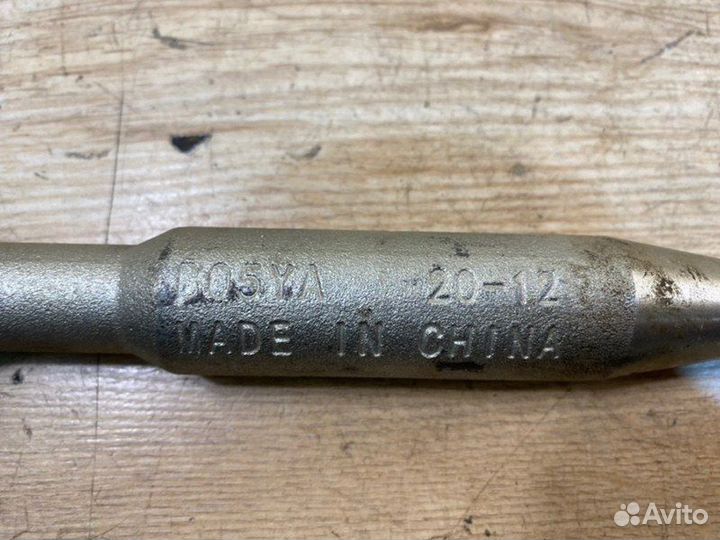 Крюк буксировочный Volvo S90 2017