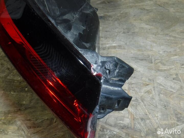 Фонарь левый наружный Toyota Corolla E210 (2018+)