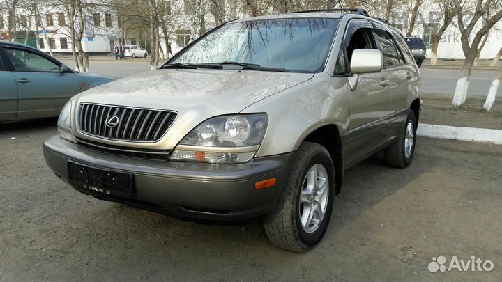 Лобовое стекло на Лексус Рх 300