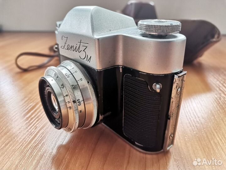 Фотоаппарат пленочный зеркальный Zenit 3M СССР