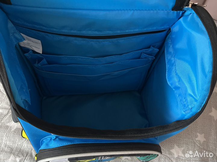 Рюкзак школьный