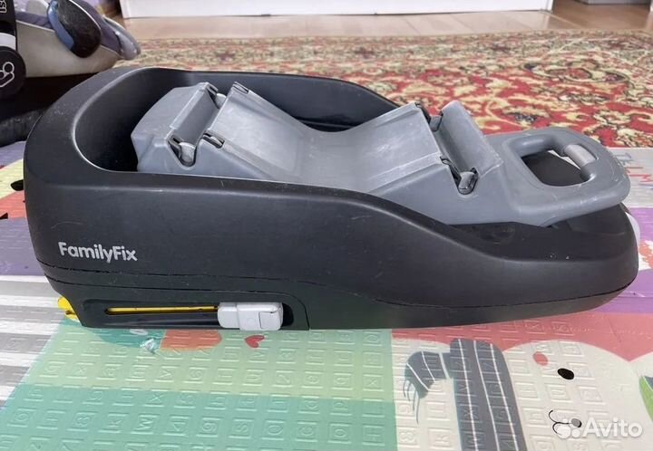 Автолюлька maxi cosi с базой isofix