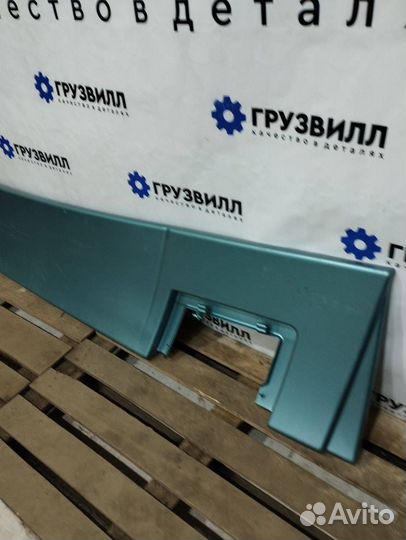 Спойлер кабины правый Volvo FH4 84286973