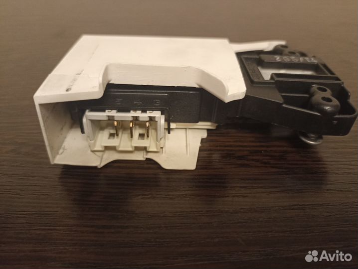 Устройство блокировки люка Samsung DC64-01538A