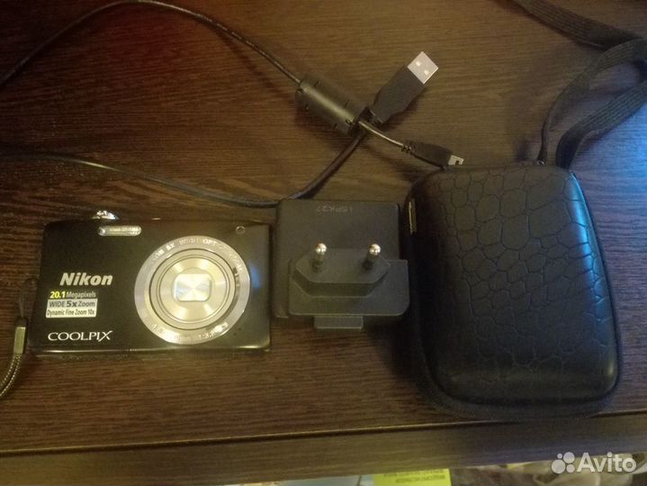 Фотоаппарат Nikon Coolpix продаю
