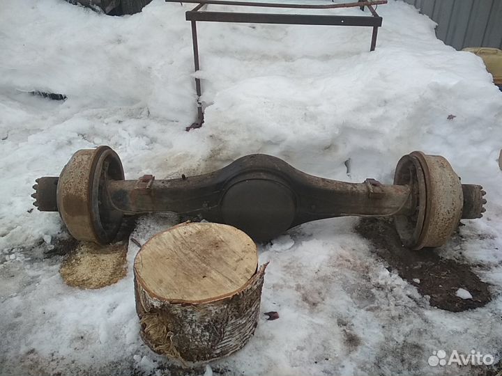 Задний мост в сборе. Передний редуктор