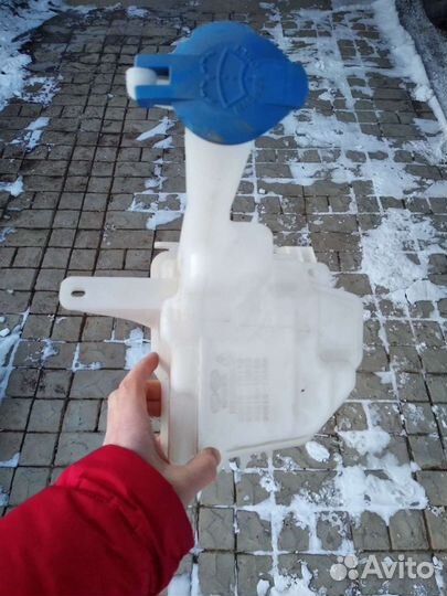 Бачок омывателя Hyundai Solaris новый оригинал