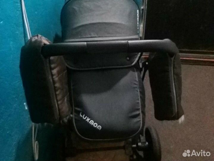 Детская прогулочная легкая коляска