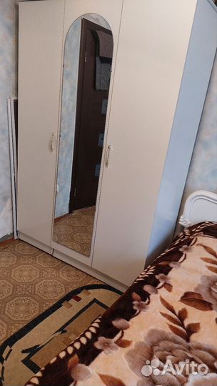 Спальный гарнитур бу