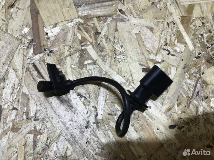 13627787192 Датчик положения коленвала BMW E60 E87