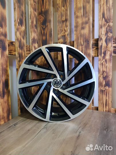 Литые диски R17 5x100 VW Polo Skoda Rapid