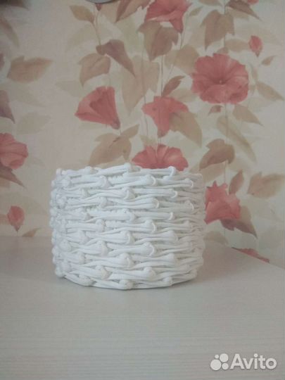Корзина вязаная