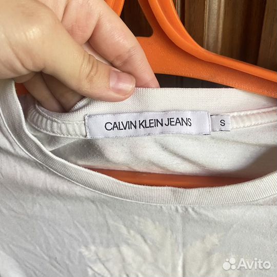 Футболка женская calvin klein