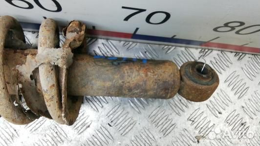 Стойка задняя правая subaru legacy 3 (2ST14SK01)