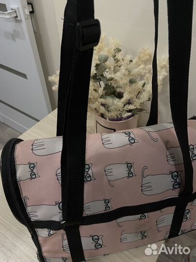 Гламурная переноска для вашей кити