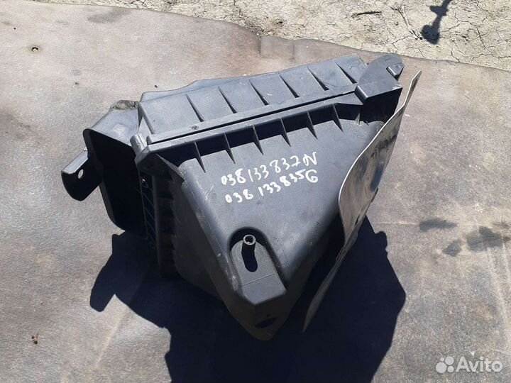 Корпус воздушного фильтра Audi A4 B7 1.9 TDI