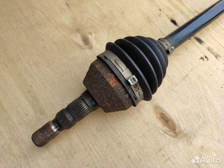 Привод правый Z16XEP Z16XER на Astra H Zafria B