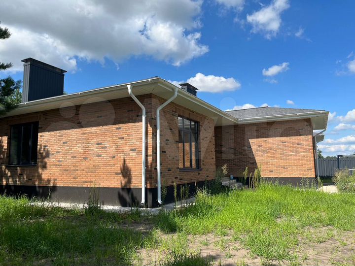 Дом 235 м² на участке 10 сот.