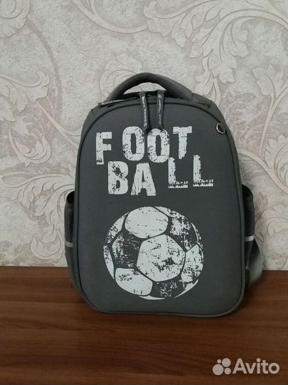 Школьный ранец