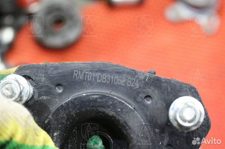 Опорные подшипники переднее Ford Focus 1