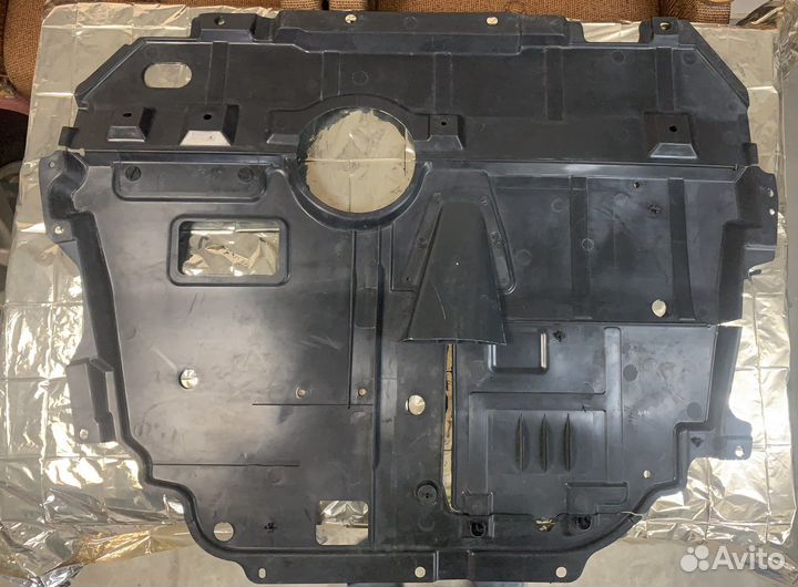 Защита двигателя toyota avensis t27