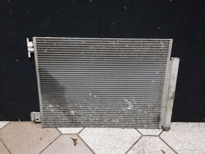 Радиатор кондиционера Рено Дастер