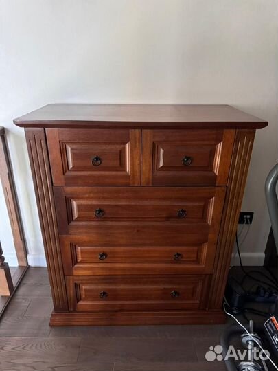 Комод из массива