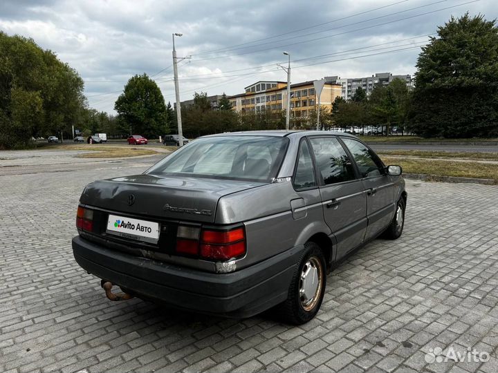 Volkswagen Passat 1.8 МТ, 1990, 370 000 км