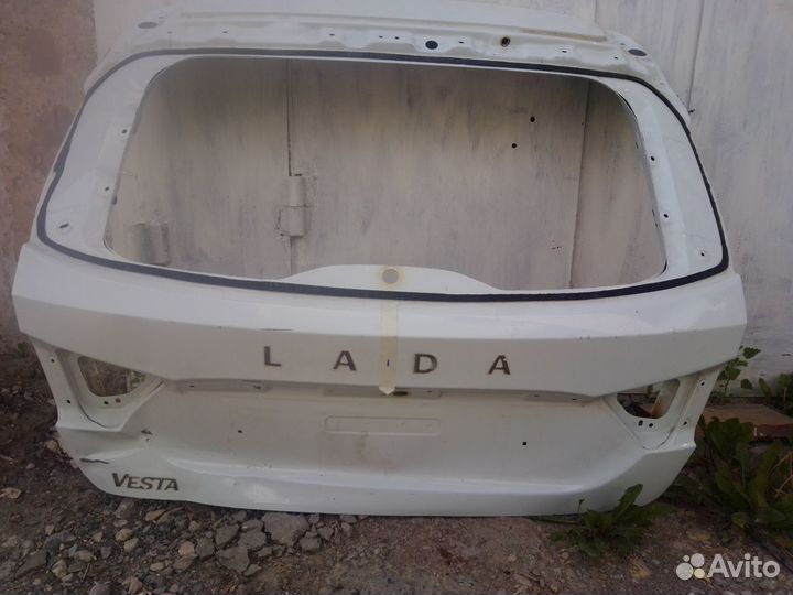 Дверь багажника лада vesta SW