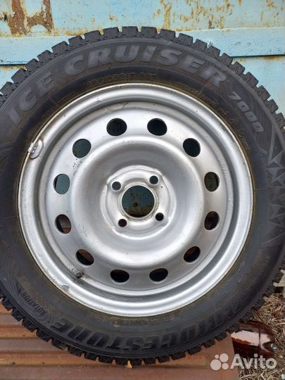 Bridgestone Ice Cruiser 7000 185/65 R15