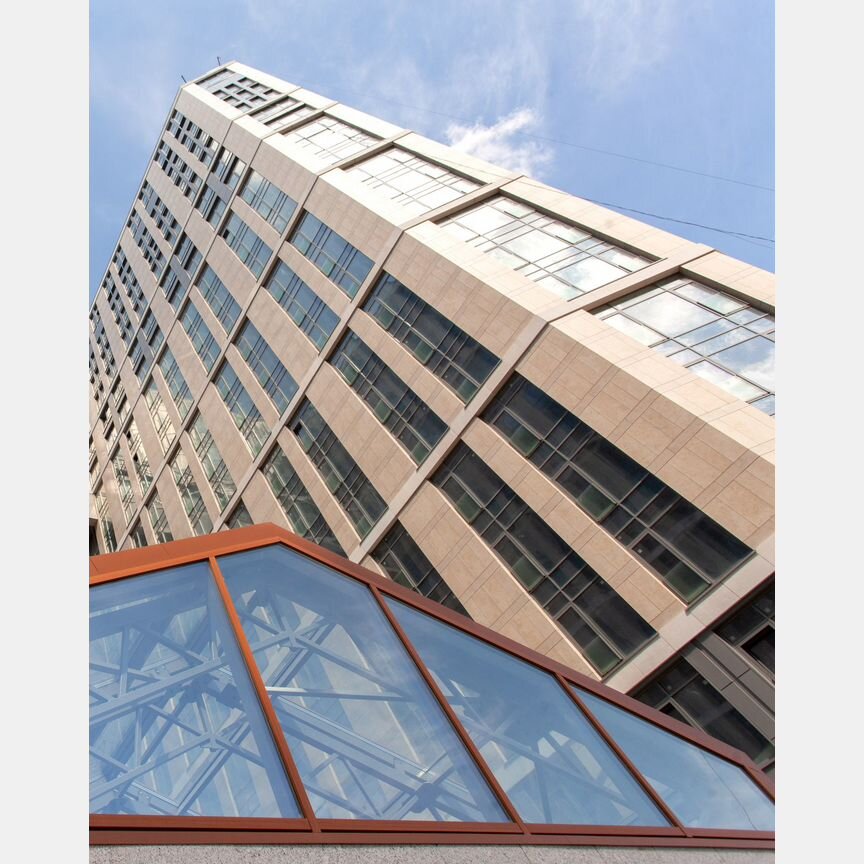 2-к. квартира, 97 м², 19/23 эт.