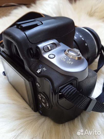 Зеркальный фотоаппарат sony