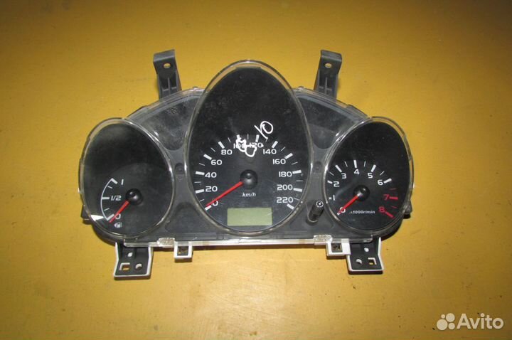 Панель приборов Mitsubishi Colt 6