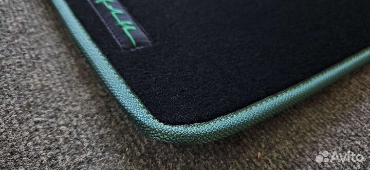 Автоковрики для ваз 2101-2107, чёрн/зелен