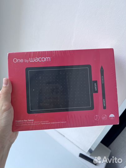 Графический планшет one by wacom CTL-472-N новый